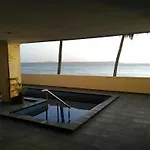 Apartamento 1102 En El Laguito